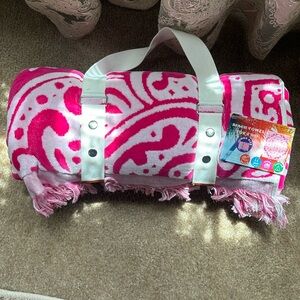 Loft by Loftex Beach Towel for two - Jumbo Size - Brand New